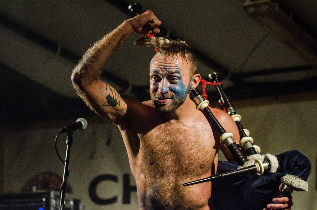 Pipes and Pints v Zach´s Pubu
